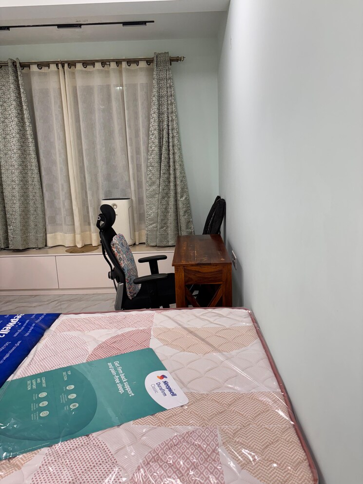 Bedroom, vasant kunj 1 Bedroom 550 Sq.Ft. Apartment In Vasant Kunj Delhi 9295642