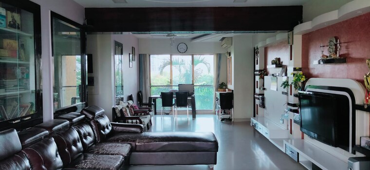Living Room, lodha-luxuria 4 Bedroom 2000 Sq.Ft. Apartment In Majiwada Thane 9295638