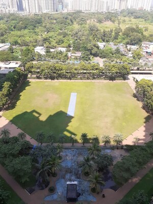 Master Plan in 4 BHK Apartment at Lodha Luxuria, Majiwada – for Sale