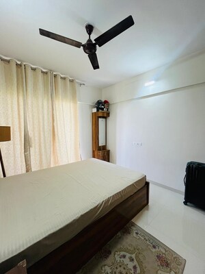 Bedroom in 2 BHK Apartment at Mantra Montana Phase 1, Dhanori – for Rent