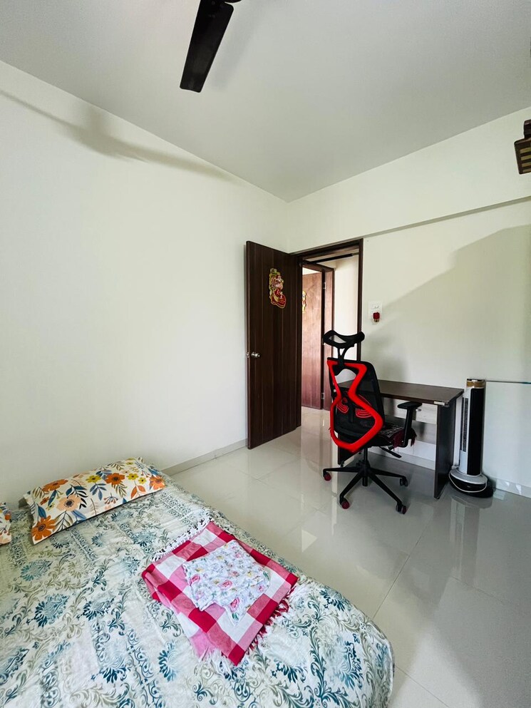 Bedroom, mantra-montana-phase-1 2 Bedroom 1000 Sq.Ft. Apartment In Dhanori Pune 9295657