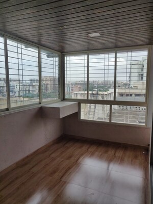 Room in 3 BHK Apartment at Unique Twins Tower CHS, Kharghar Sector 20 – for Rent