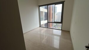 Room in 3 BHK Apartment at Mahalaxmi – for Rent