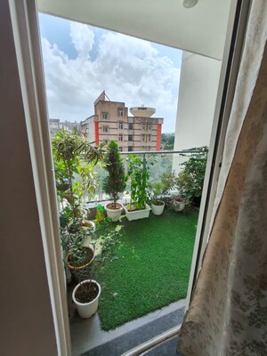 Balcony in 4 BHK Builder Floor at Unitech South City 1, South City 1 – for Sale