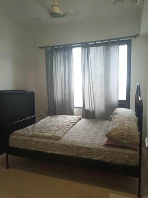 Bedroom in 3 BHK Apartment at Worli – for Rent