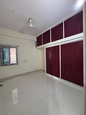 Room in 1 BHK Apartment at Sri Nilayam Kondapur, Kondapur – for Rent