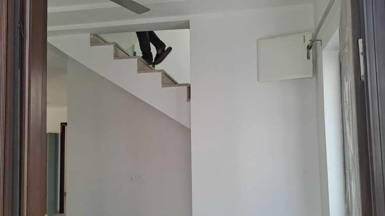 Room, kondapur 5 Bedroom 5000 Sq.Ft. Villa In Kondapur Hyderabad 9295699