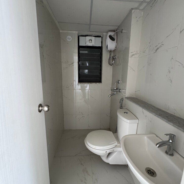 Bathroom, runwal-gardens 2 Bedroom 674 Sq.Ft. Apartment In Bhadra Nagar Thane 9295740