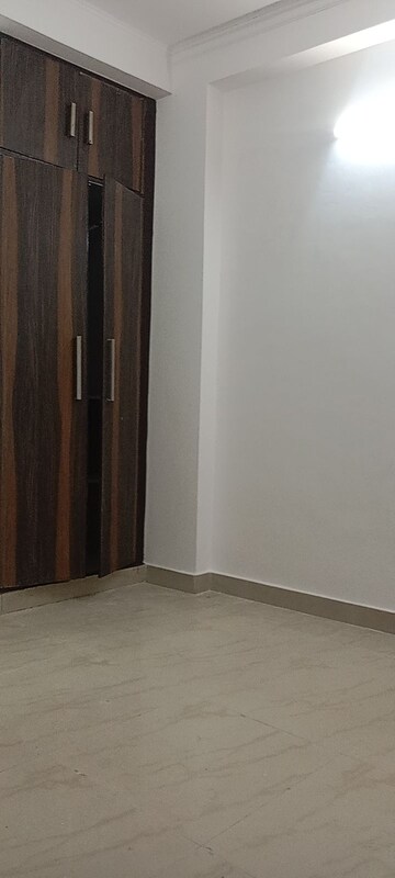 Room in 2 BHK Builder Floor at Saket – for Rent