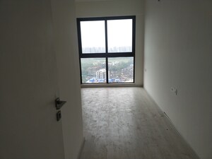 Room in 2 BHK Apartment at Nahar Amrit Shakti, Chandivali – for Sale