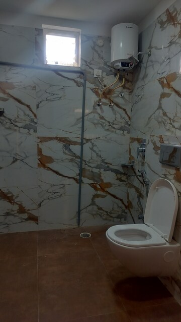 Bathroom in 3 BHK Apartment at Banjara Hills – for Rent