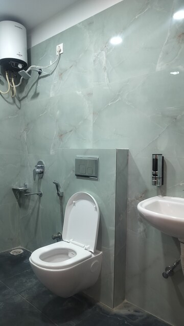 Bathroom in 3 BHK Apartment at Banjara Hills – for Rent