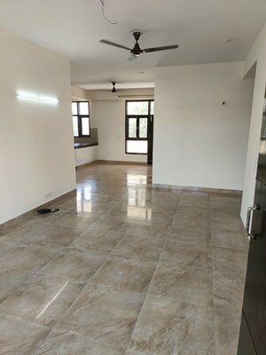 3.5 BHK Apartment For Rent in Atlantis CGHS, Sector 47