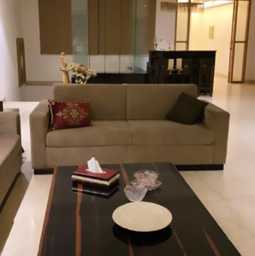 Team Area in 6 BHK Builder Floor at Greater Kailash I – for Sale