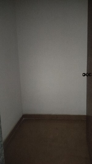 Room in 3 BHK Apartment at Banjara Hills – for Sale