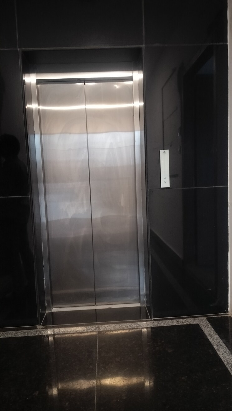 Bathroom, banjara hills 3 Bedroom 2350 Sq.Ft. Apartment In Banjara Hills Hyderabad 9295801