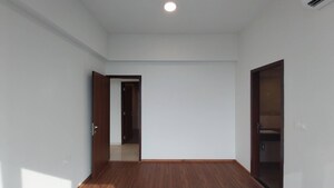 Room in 3 BHK Apartment at Mahalaxmi – for Rent