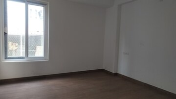 Room in 3 BHK Apartment at Banjara Hills – for Sale