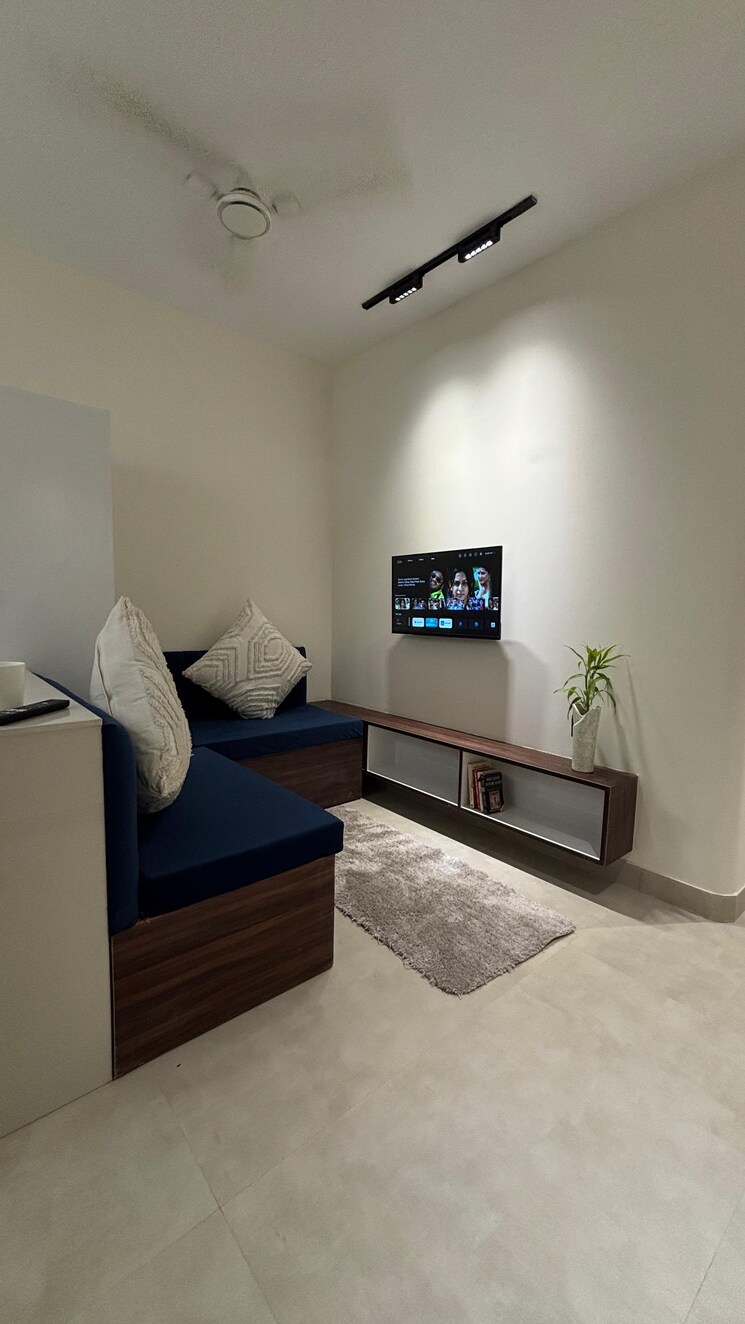 Living Room, sector 56 1 RK 250 Sq.Ft. Builder Floor In Sector 56 Gurgaon 9295814