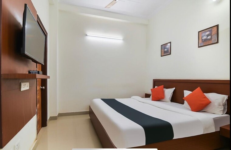 Master Bedroom, ssv-infra-housing 3 Bedroom 2500 Sq.Ft. Independent House In Gomti Nagar Lucknow 9295832