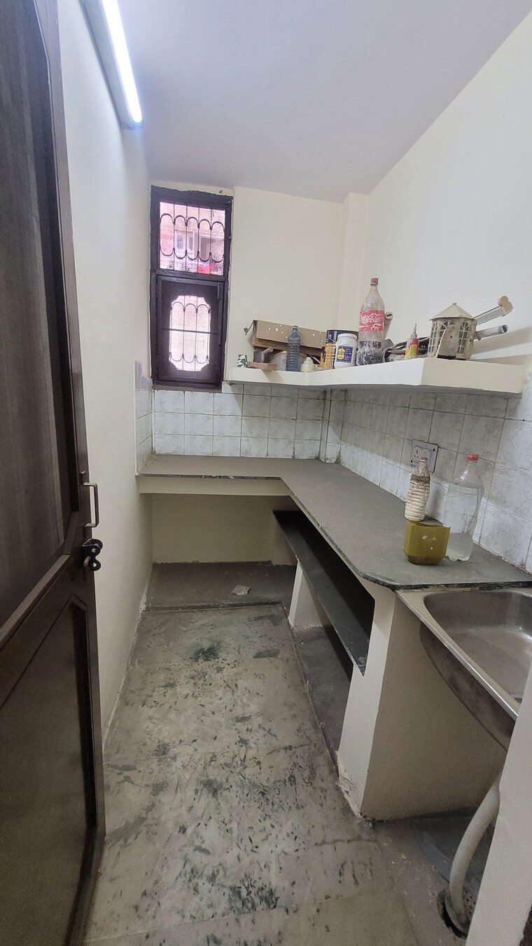 Kitchen, dilshad colony 1 Bedroom 450 Sq.Ft. Builder Floor In Dilshad Colony Delhi 9295842