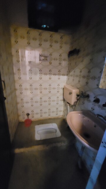 Bathroom in 2 BHK Builder Floor at Dilshad Colony – for Sale