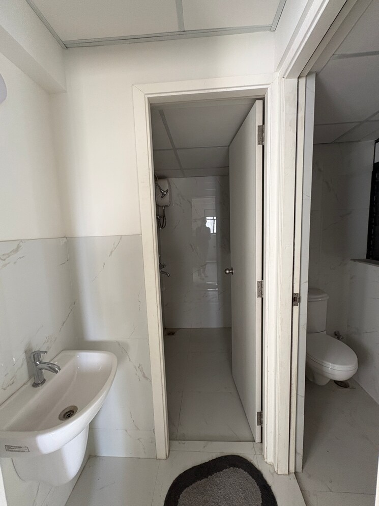 Bathroom, runwal-gardens 1 Bedroom 355 Sq.Ft. Apartment In Bhadra Nagar Thane 9295882