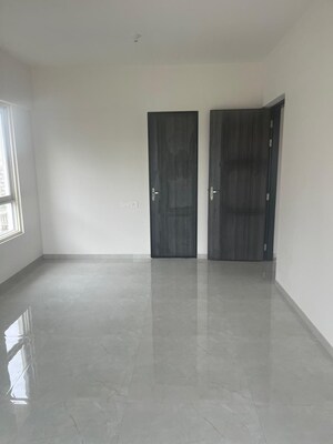 Room in 3 BHK Apartment at Nyati Era, Dhanori – for Rent