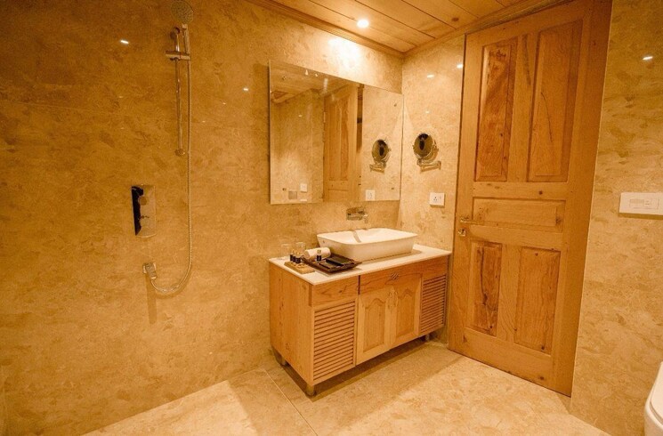 Bathroom, pitampura 3 Bedroom 1800 Sq.Ft. Builder Floor In Pitampura Delhi 9295919