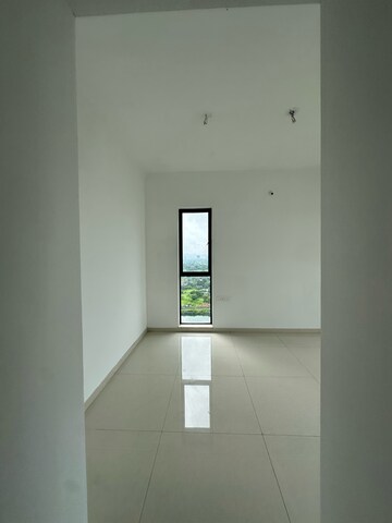 Room in 5 BHK Penthouse at Lodha Palava Serenity A, Taloja Bypass Road – for Sale