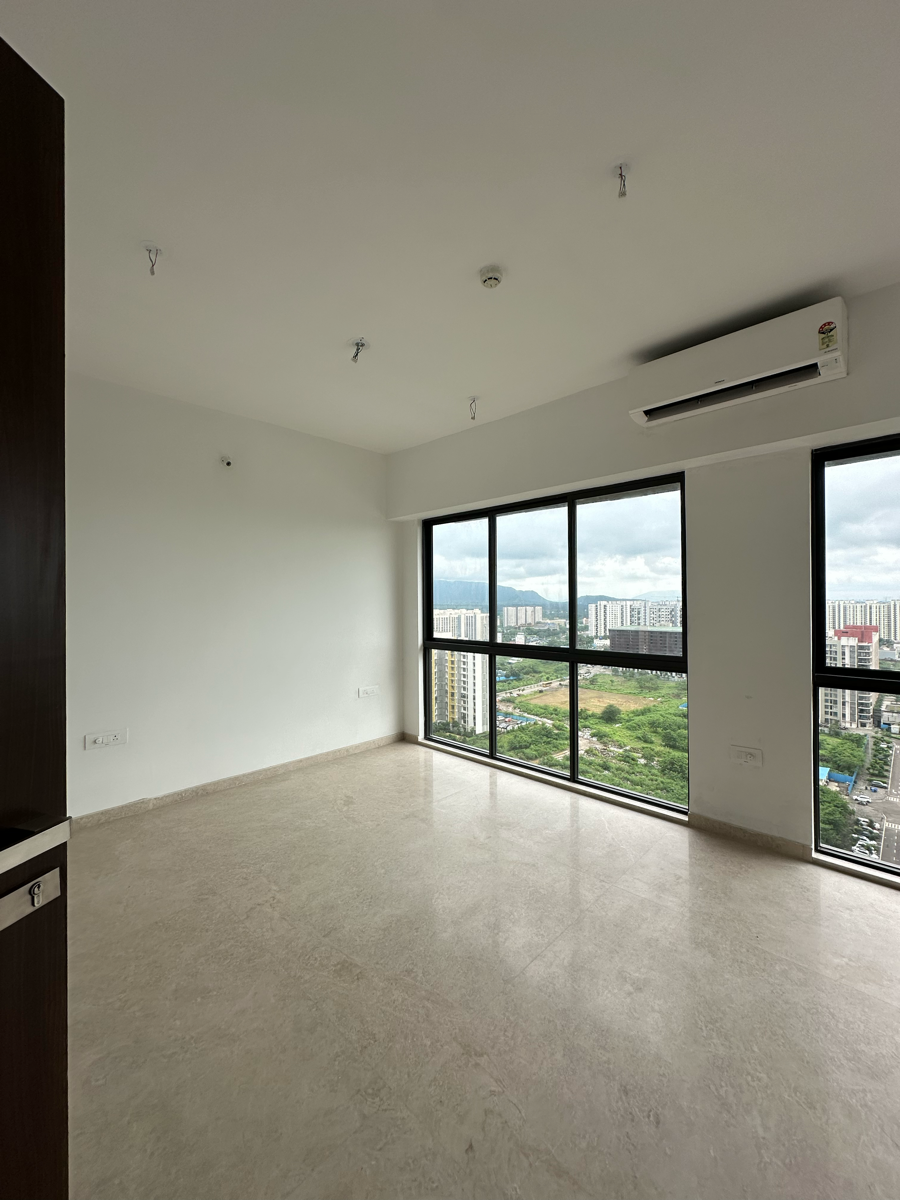 5 BHK + Pooja Room 2500 Sq.Ft. Penthouse in Lodha Palava Serenity A