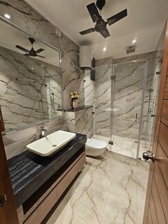 3 BHK Builder Floor For Sale in Pitampura