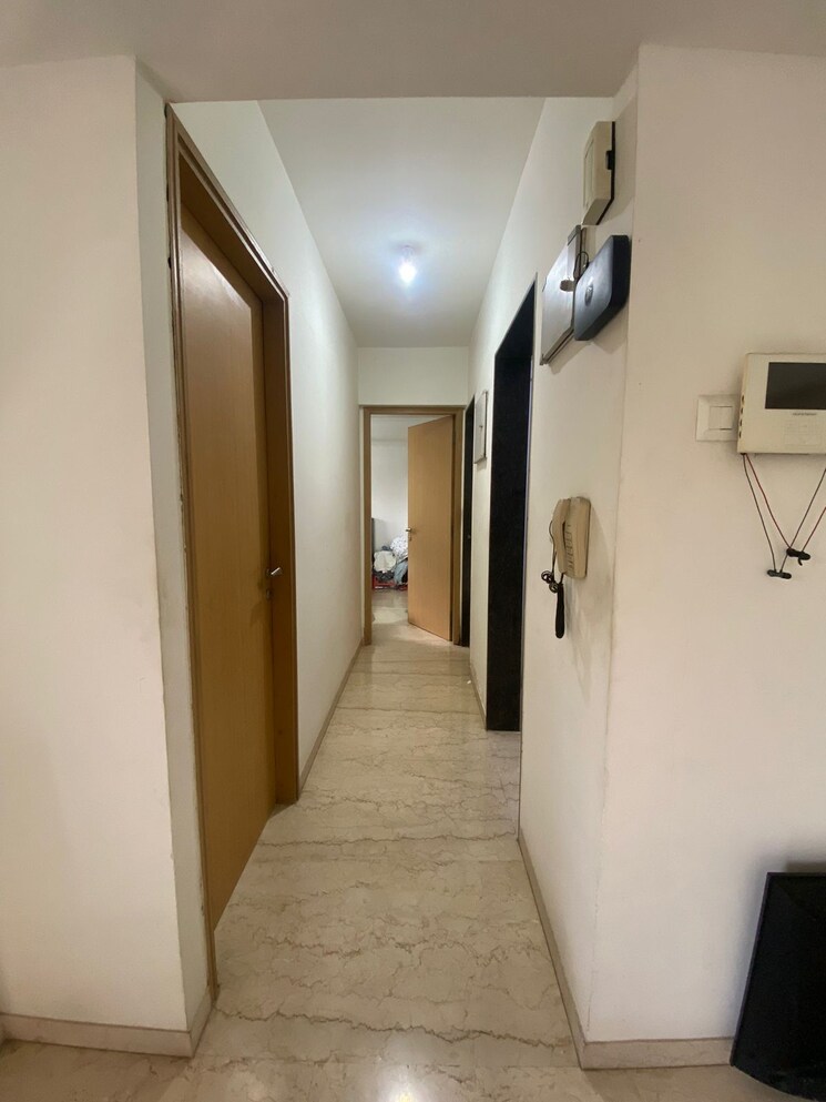 undefined, andheri west 2 Bedroom 700 Sq.Ft. Apartment In Andheri West Mumbai 9295940