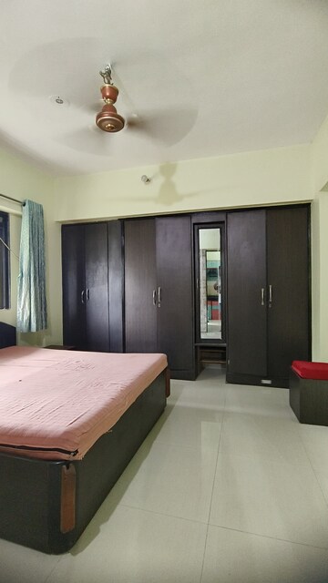 Bedroom in 2 BHK Apartment at Sanghvi Valley, Kalwa – for Rent