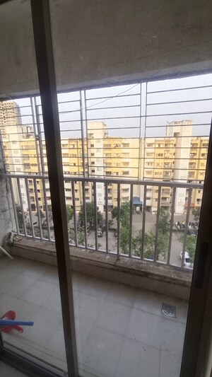 1 BHK Apartment For Rent in Lodha Casa Rio, Dombivli East