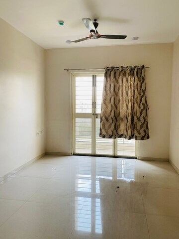 Furnished Amenities in 3 BHK Apartment at Ganga Legend, Bavdhan – for Rent