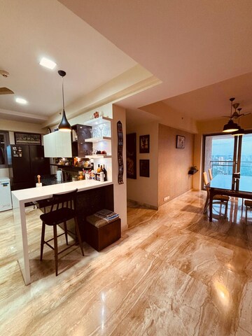 Living Room in 5 BHK Apartment at Imperial Heights Goregaon West, Goregaon West – for Rent