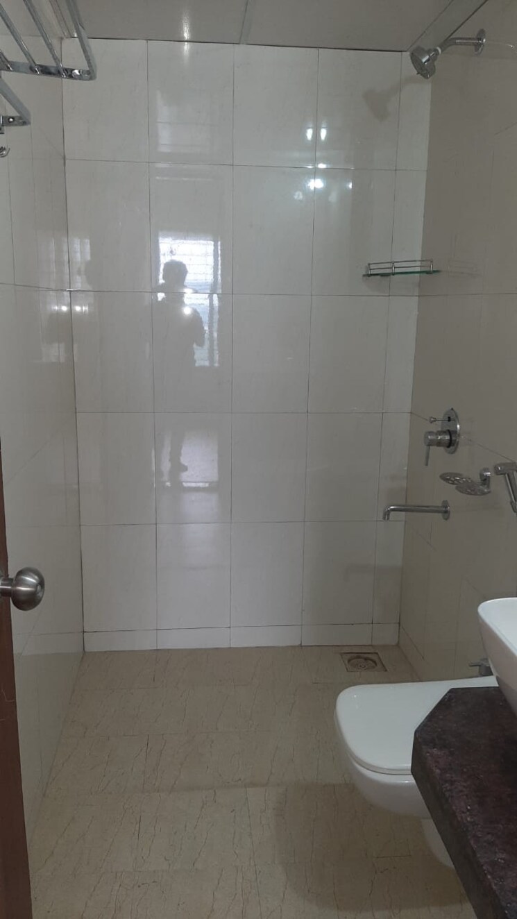 Bathroom, saarrthi-skybay 2 Bedroom 1008 Sq.Ft. Apartment In Mahalunge Pune 9296030