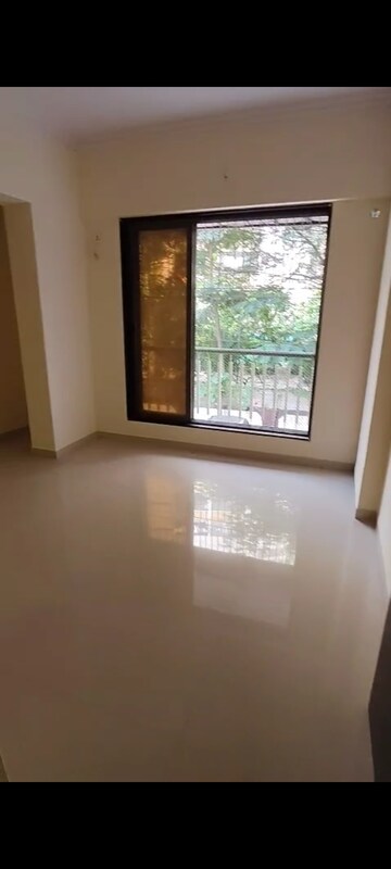 Room in 1 BHK Builder Floor at Ideal Enclave, Mira Road – for Rent