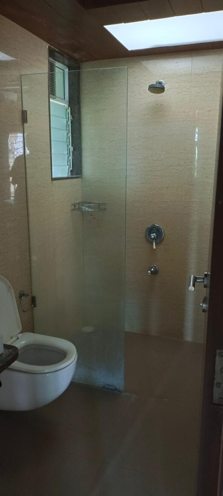 Bathroom, kabra-aurum 2 Bedroom 639 Sq.Ft. Apartment In Goregaon West Mumbai 9296045