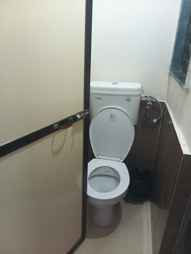 Bathroom, goregaon west 1 Bedroom 482 Sq.Ft. Apartment In Goregaon West Mumbai 9296046