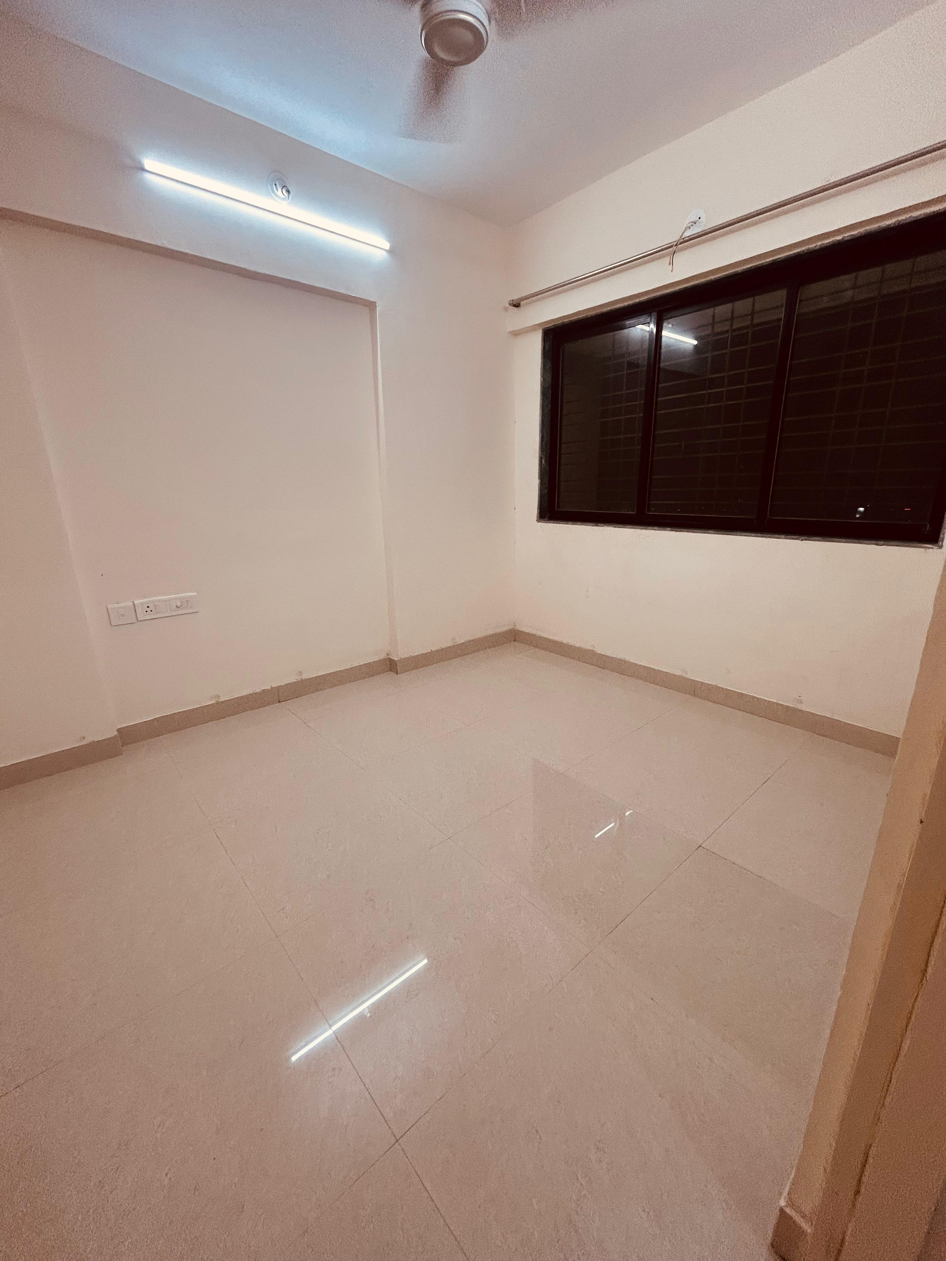 1 BHK + Extra Room Apartment For Rent in Mmhada Towar 