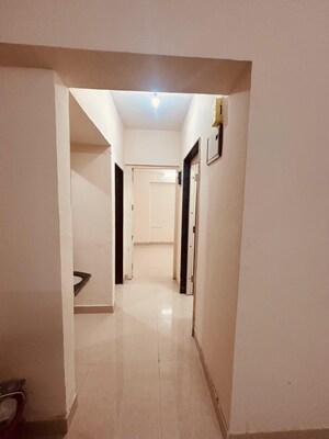 Furnished Amenities in 1 BHK Apartment at Goregaon West – for Rent