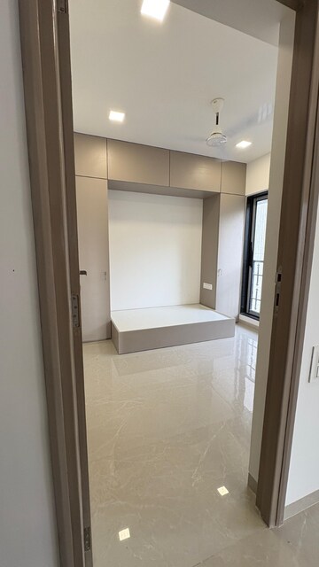 Master Bedroom in 2 BHK Apartment at Sadguru Dhaval CHS, Malad West – for Rent