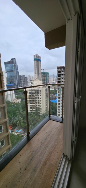 3 BHK Apartment – Exterior View View at Goregaon West - for Rent