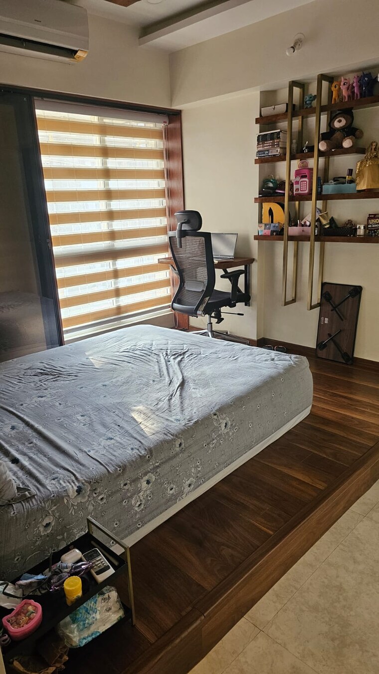 Bedroom, lodha-amara 2 Bedroom 672 Sq.Ft. Apartment In Kolshet Road Thane 9296057