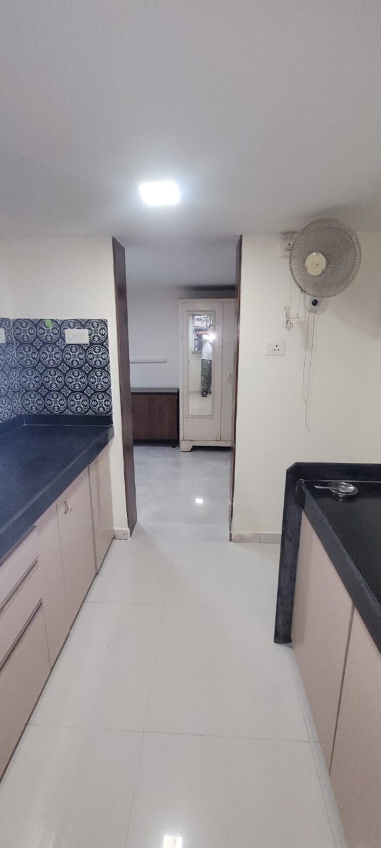 Bathroom, lodha-amara 1 Bedroom 472 Sq.Ft. Apartment In Kolshet Road Thane 9296066