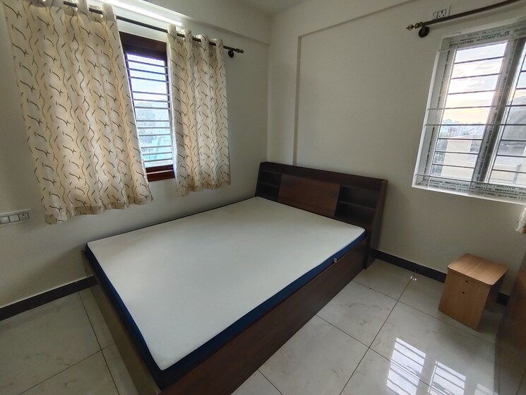 Room, hsr layout 1 Bedroom 680 Sq.Ft. Apartment In Hsr Layout Bangalore 9296068