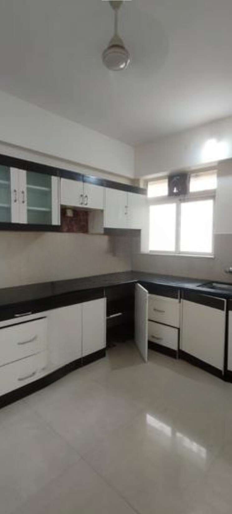 Kitchen, hiranandani-meadows 3 Bedroom 1600 Sq.Ft. Apartment In Manpada Thane 9296087