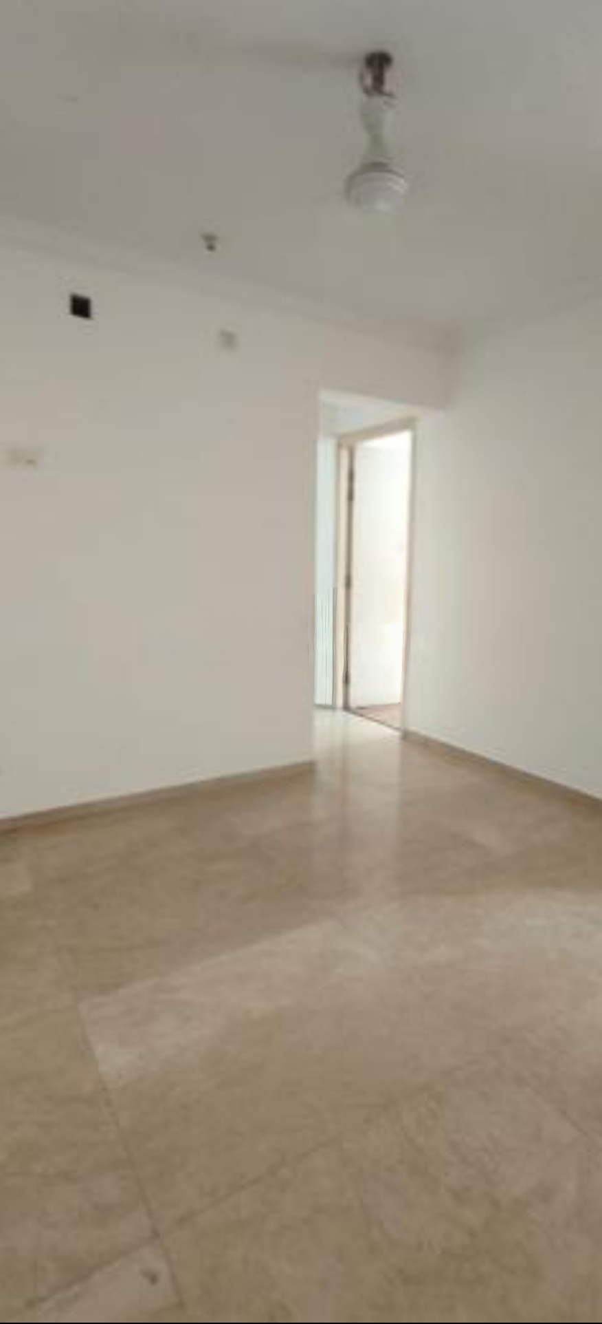 3 BHK Apartment For Rent in Hiranandani Meadows